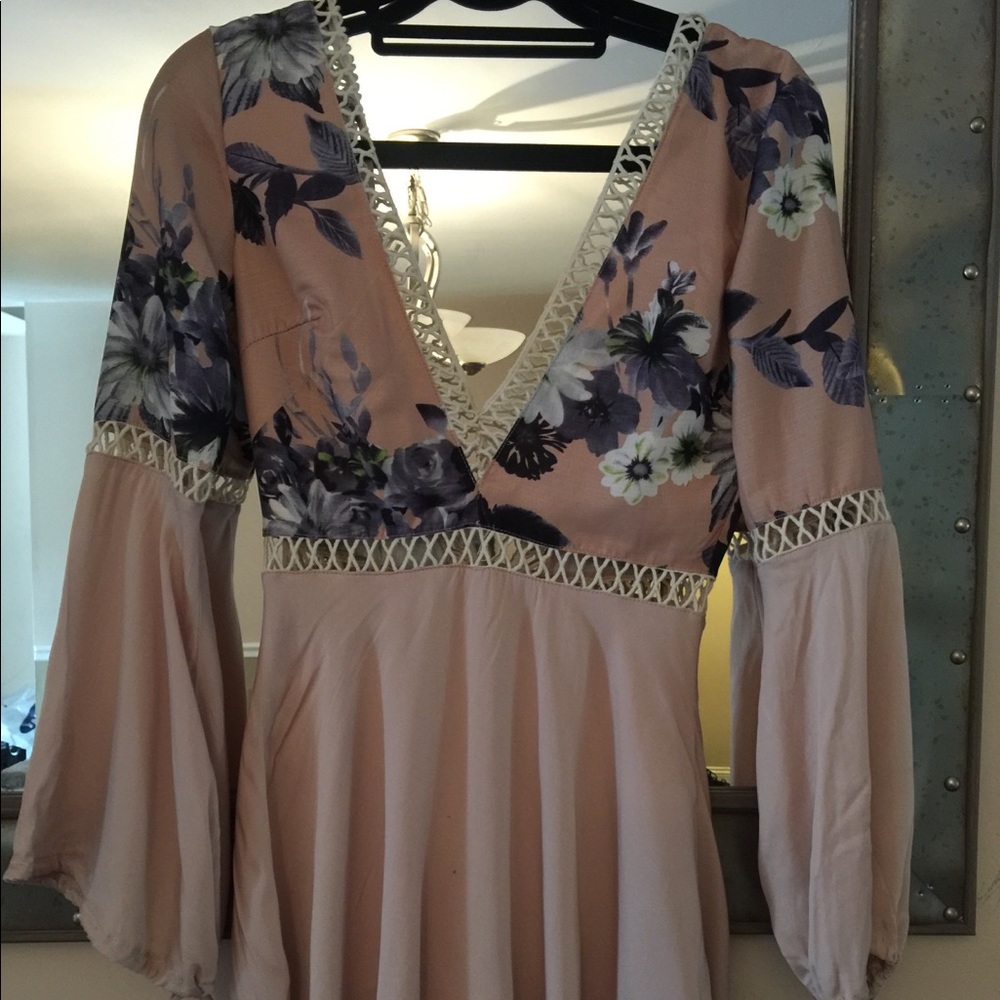 Princess Polly Bell Sleeve Dress